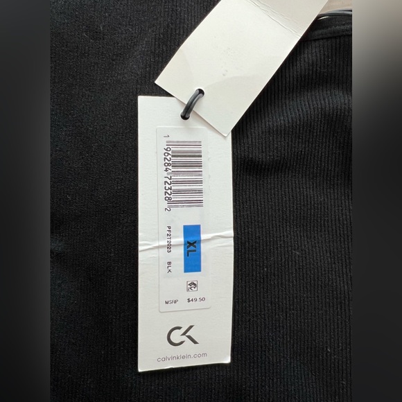 Calvin Klein performance top - Picture 4 of 5